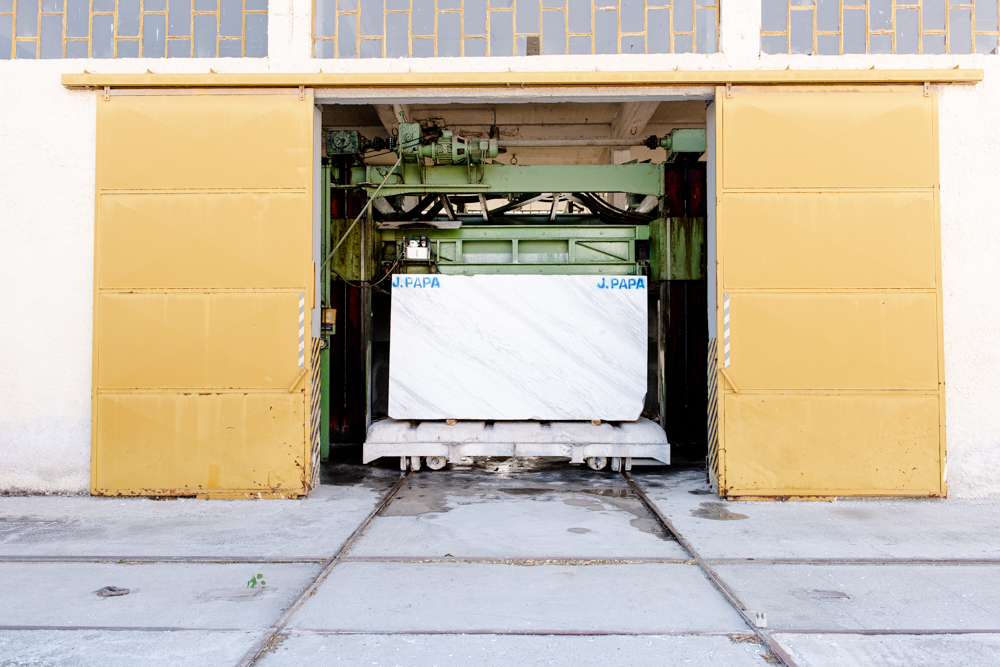 Behind the Scenes: How Our State-of-the-Art Factory Transforms Raw Marble into Art