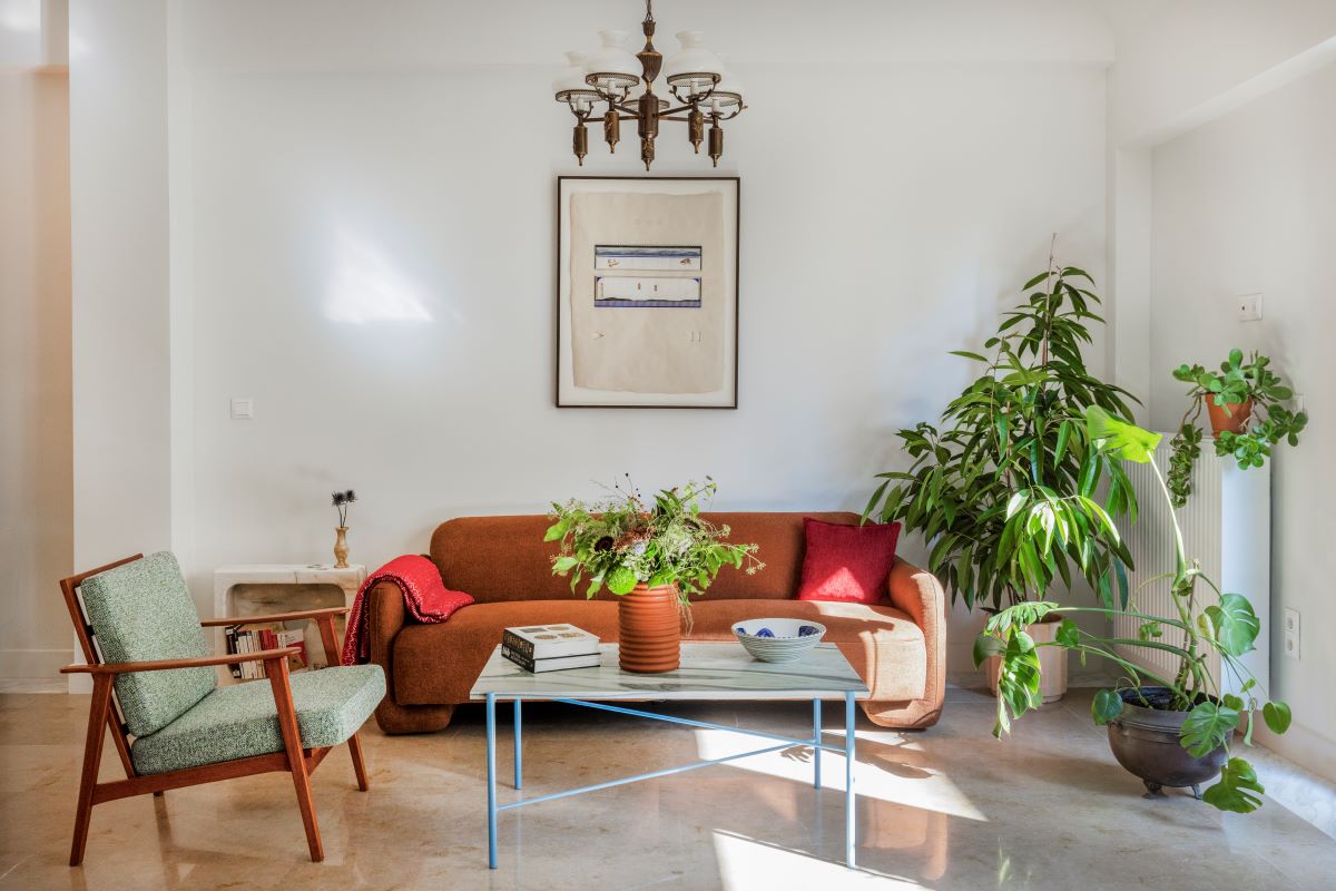 Marble and Natural Light: How Stone Changes Throughout the Day