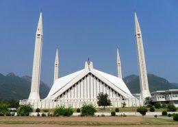 The King’s Faisal Masjid mosque in Islamabad, Pakistan